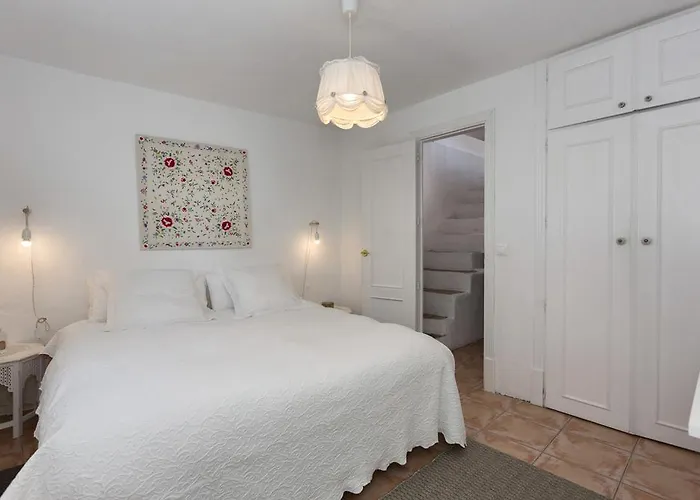 Casa vacanze Old Town Charming Retreat With Sunny Terrace *
